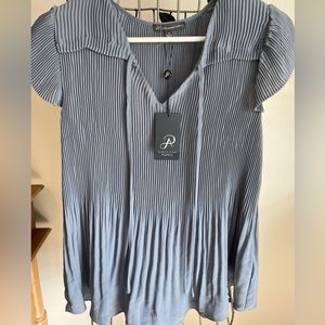 Adrianna Papell Women’s Solid Woven Pleated Flutter Dusty Blue Blouse Size S